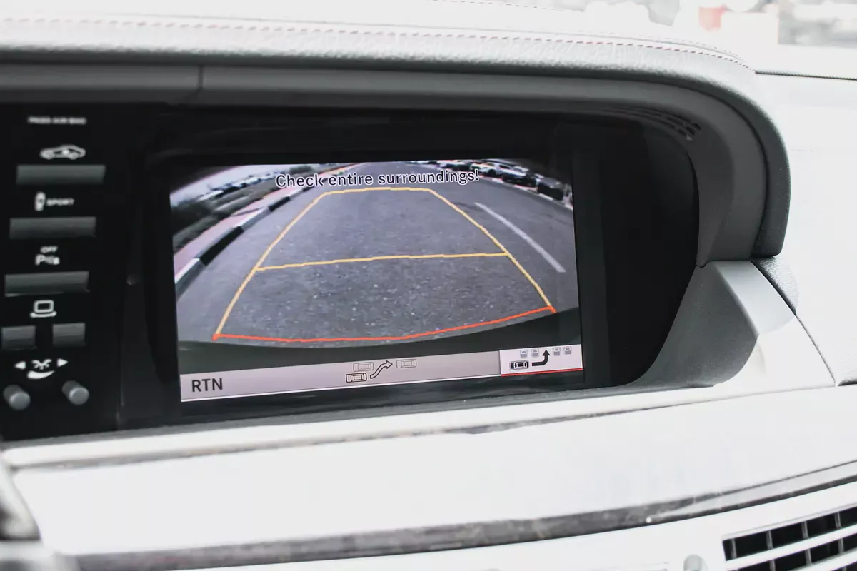 2012 - MERCEDES BENZ S550L / FRESH JAPAN IMPORTED / ONLY 48,000 KM DONE-9-9