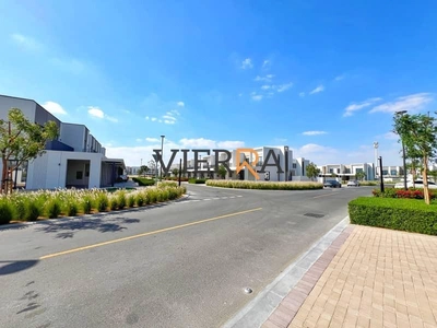 Prime Location l Ready To Move l Huge Plot-10