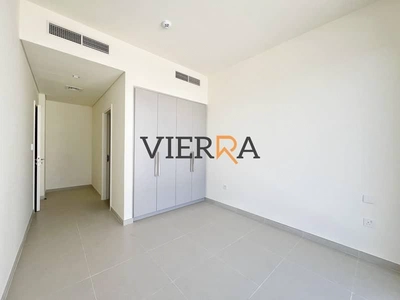 Prime Location l Ready To Move l Huge Plot-0