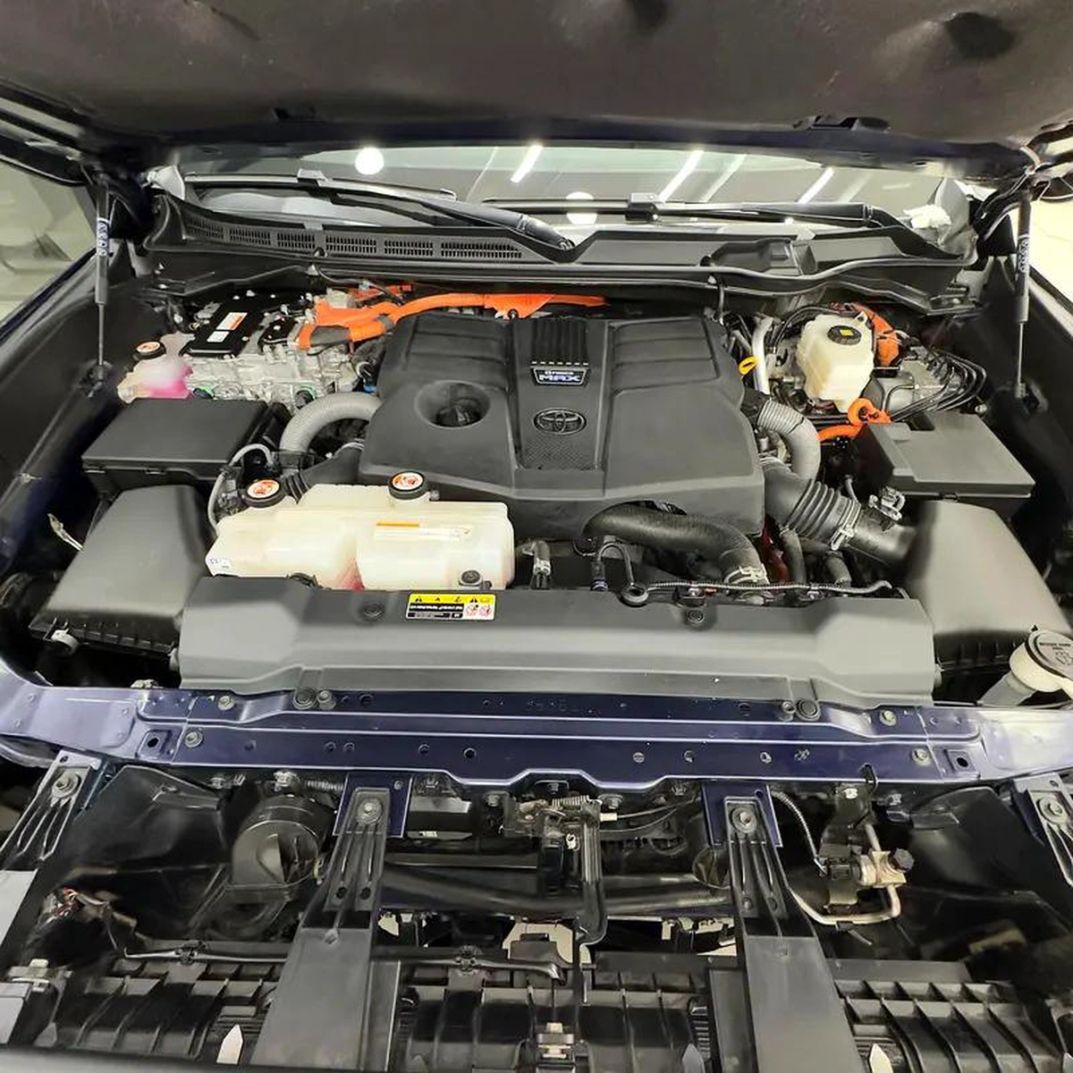 2024 TOYOTA SEQUOIA CAPSTONE HYBRID-4-4
