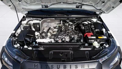 Toyota Hiace HR-16