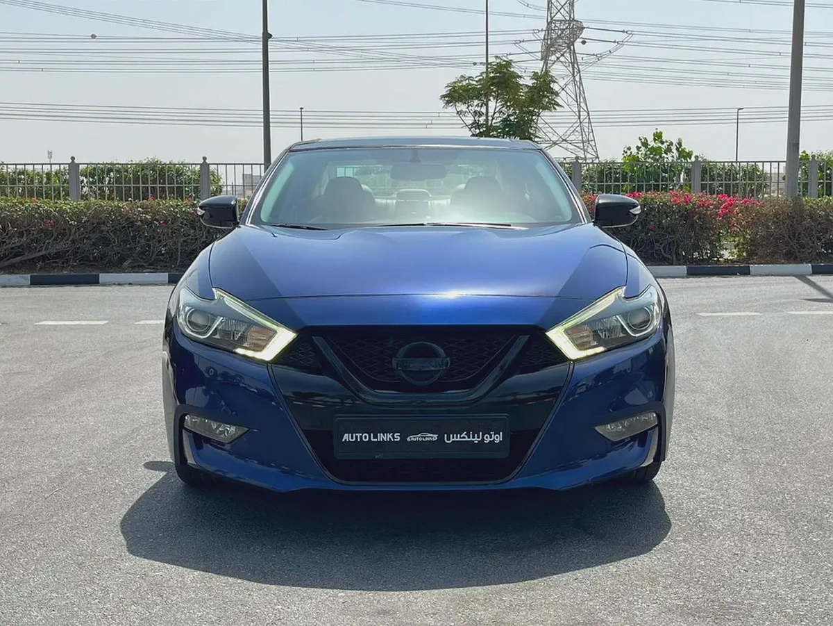 GCC Specs Nissan Maxima SV 2017 - Well Maintained
