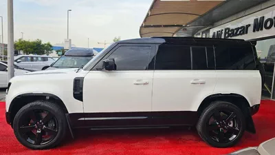 Land Rover Defender 2026 Land Rover Defender P400 HSE – White | Like New | GCC Specs-4