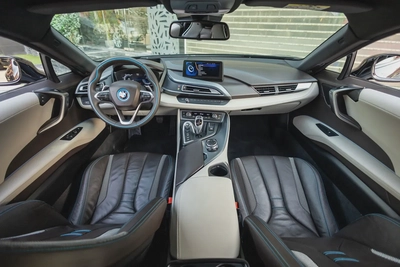 BMW i8 2016-17