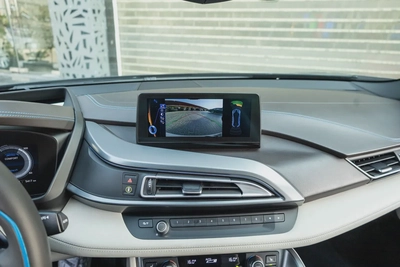 BMW i8 2016-11