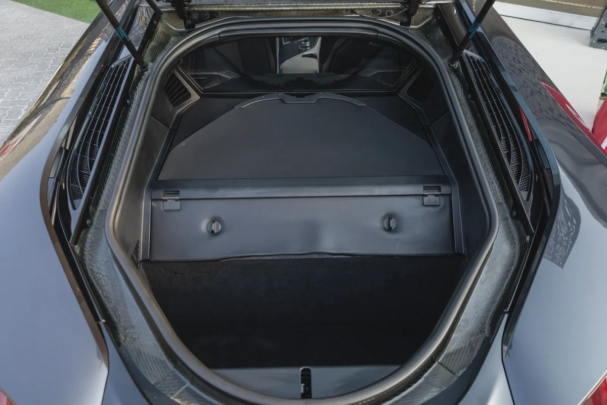 BMW i8 2016-19-19
