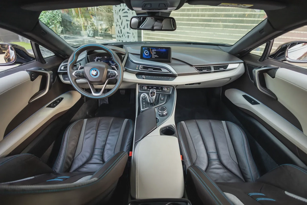 BMW i8 2016-17-17