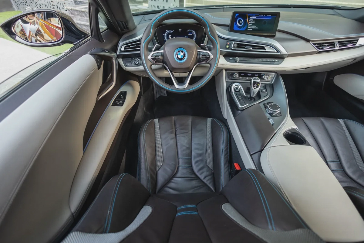 BMW i8 2016-8-8