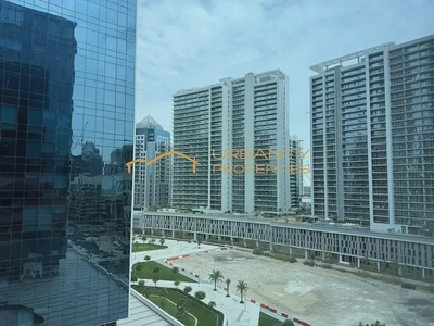 Office for Rent | Fully Fitted | Prime Business Bay Location-0