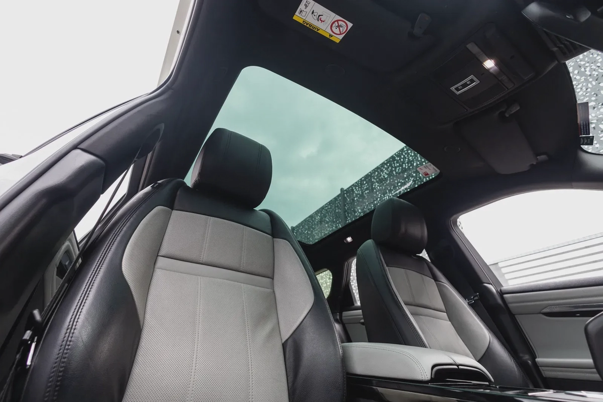 Land Rover Range Rover Evoque 2021-9-9