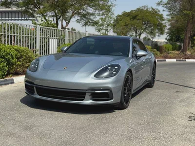Porsche Panamera-0