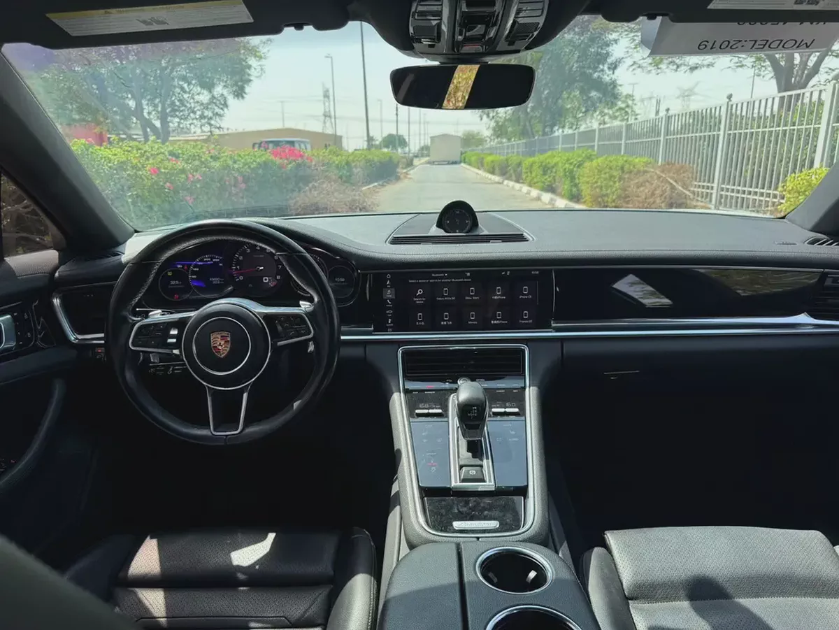 Porsche Panamera-12-12