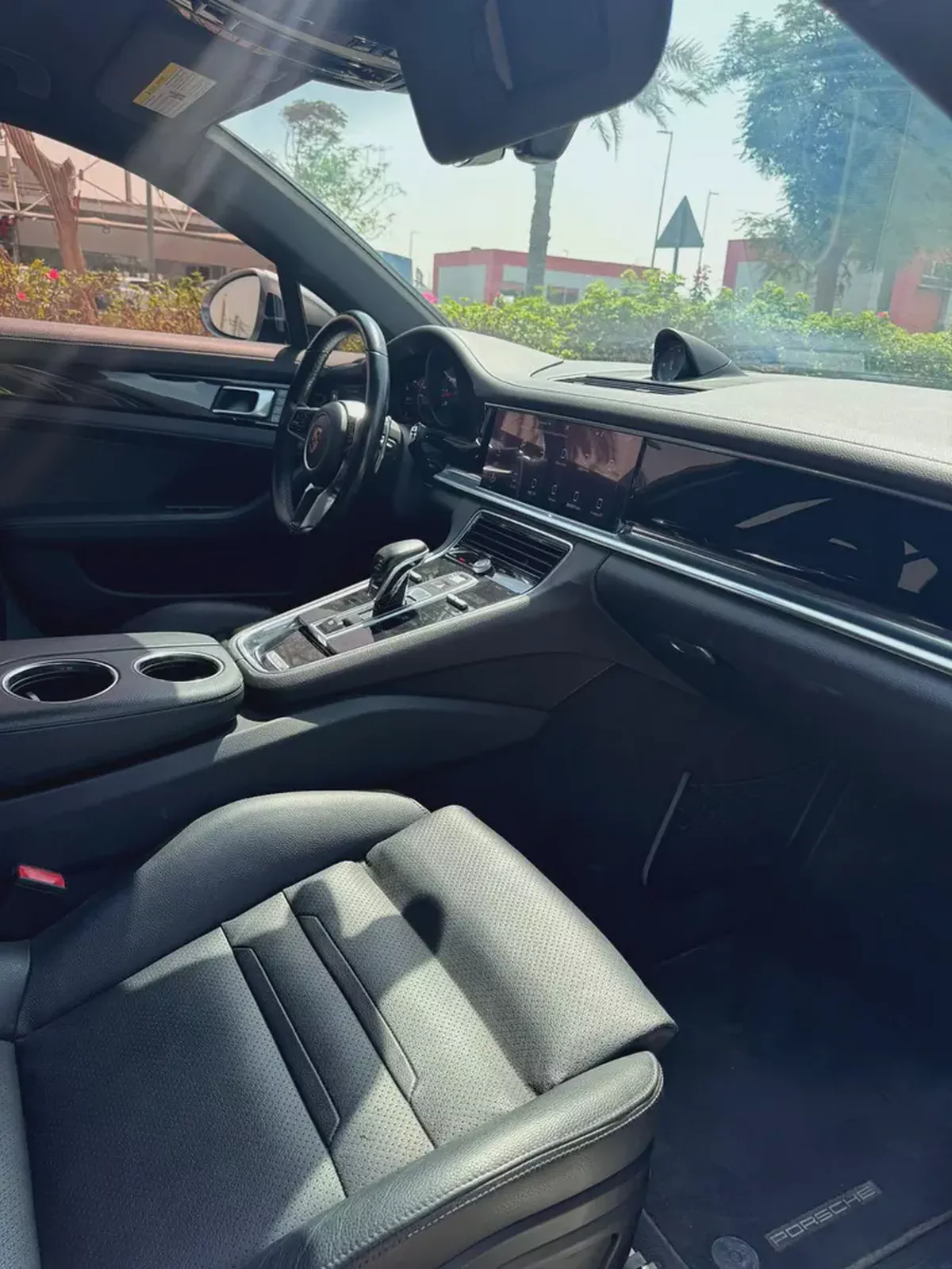 Porsche Panamera-8-8