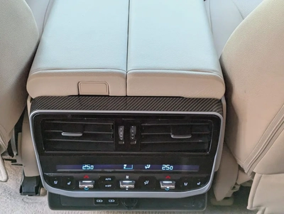 TOYOTA LAND CRUISER 2015 FACELIFTED 2025 WITH INTERIOR AND EXTERIOR GCC V6 4.0L-8