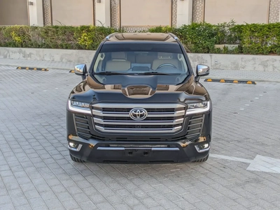 TOYOTA LAND CRUISER 2015 FACELIFTED 2025 WITH INTERIOR AND EXTERIOR GCC V6 4.0L-19