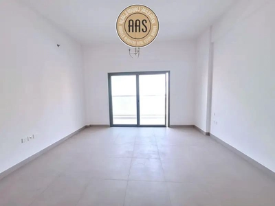Huge size - 2bhk one Month free | Maid Room- 6 cheques payments-7