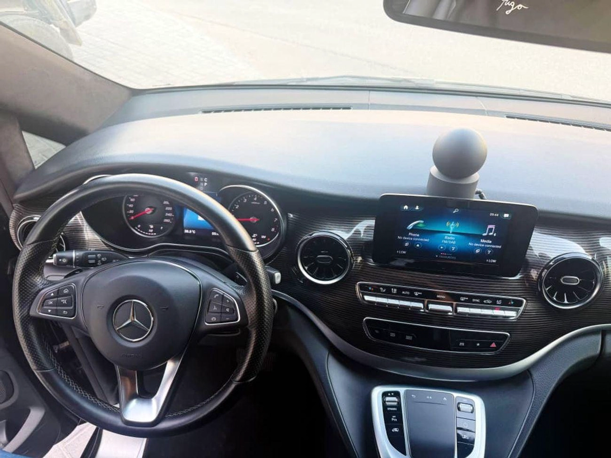 Mercedes Benz V 250 AVANTGARDE/E-8-0