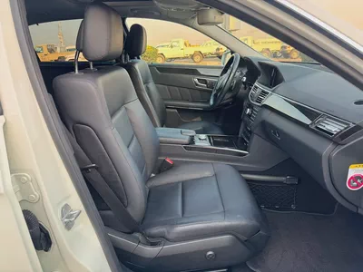 Pristine Mercedes-Benz E 350 - 2010 - Japanese Specs-10