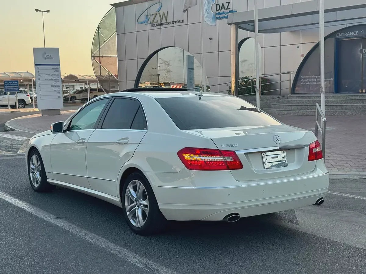 Pristine Mercedes-Benz E 350 - 2010 - Japanese Specs-4-4