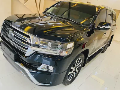 Toyota Land Cruiser VXR 2018 | GCC Specs | V8 5.7L | Full Service History-1