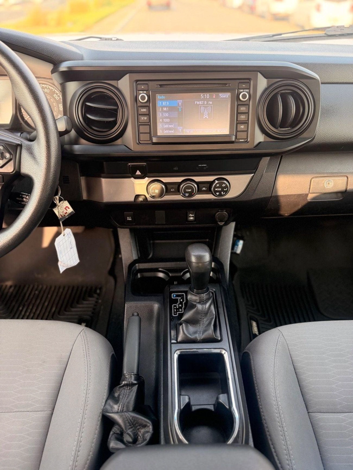 Toyota Tacoma SR5 (NON GCC) Tacoma SR-5-5