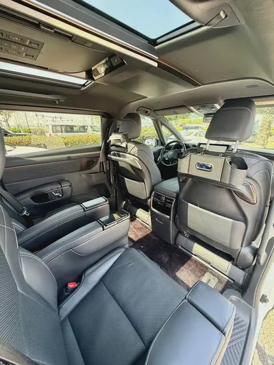 Toyota Alphard 2023 Executive Lounge Luxury MPV-13