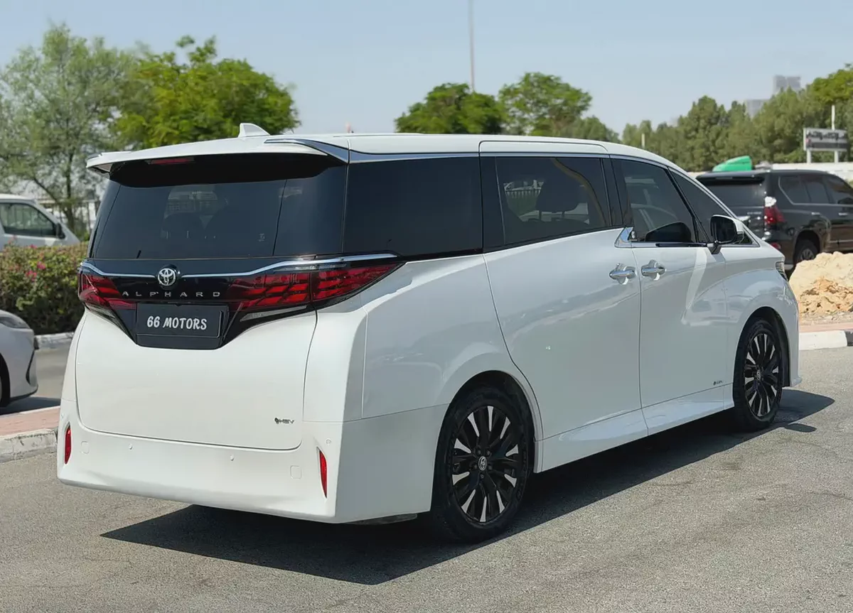 Toyota Alphard 2023 Executive Lounge Luxury MPV-3-3