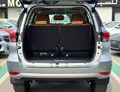 Toyota Fortuner EXR TOYOTA FORTUNER EXR || 2.7L PETROL V4 / FABRIC SEATS / MANUAL AC (CODE # FPMB)-3