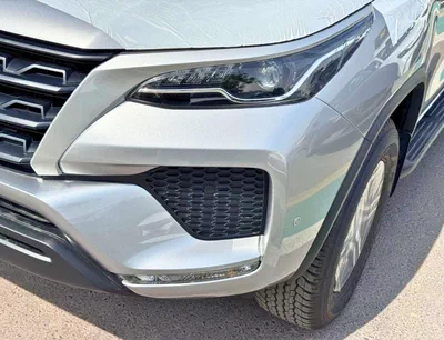 Toyota Fortuner EXR TOYOTA FORTUNER EXR || 2.7L PETROL V4 / FABRIC SEATS / MANUAL AC (CODE # FPMB)-5