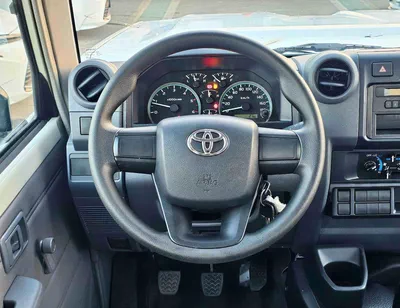 Toyota Land Cruiser Pick Up LC79 / DOUBLE CABIN / LEATHER SEATS / 4.2L V6 DIESEL M/T /4WD (CODE# LCPDD6A)-10