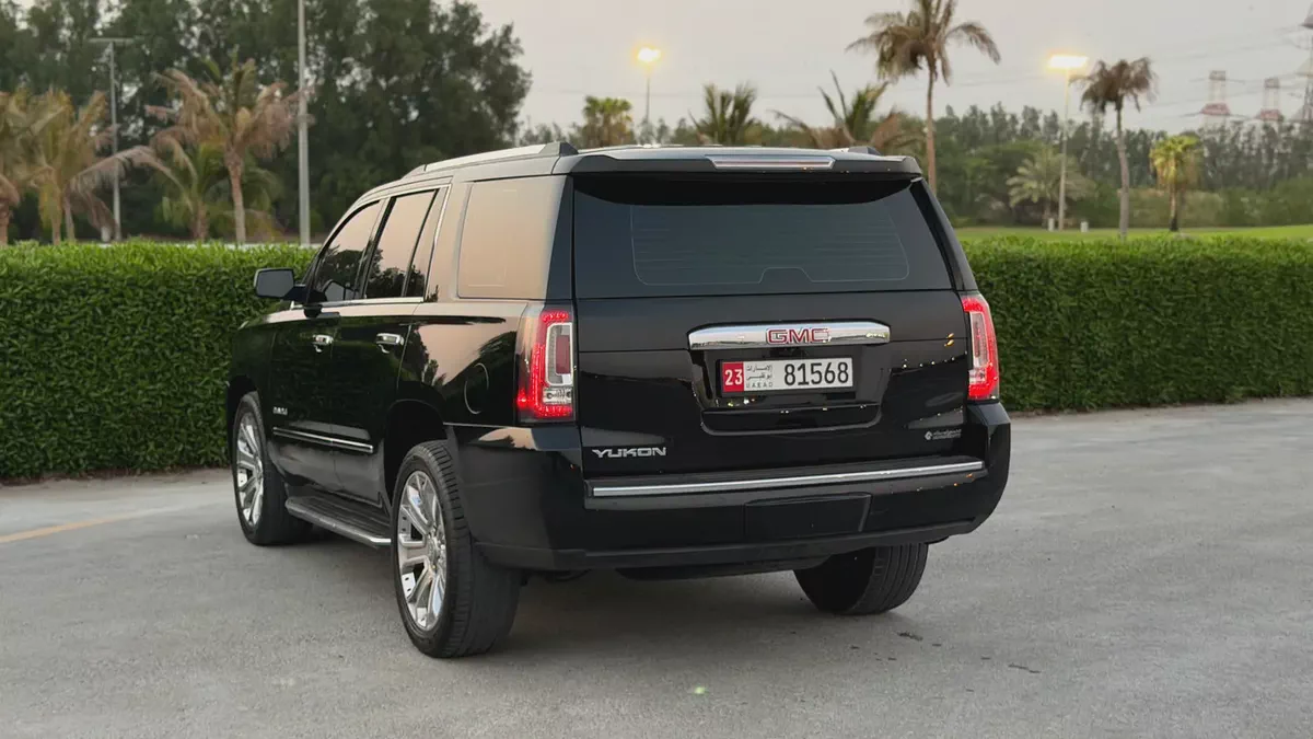 GMC Yukon Denali 2015 GCC Specs in Excellent Condition-6-6