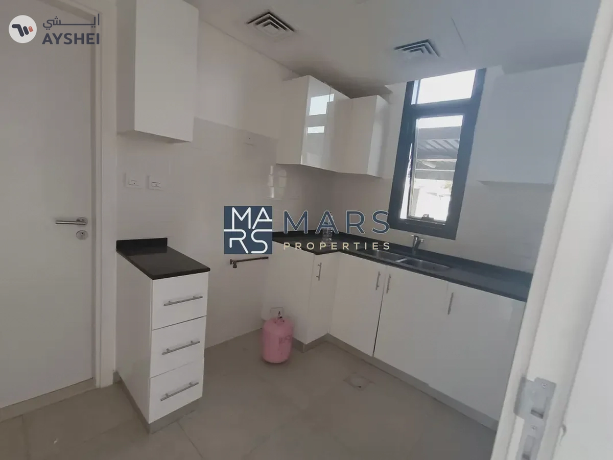 Luxurious 3 bedroom villa available for rent in nasma residence-19-19