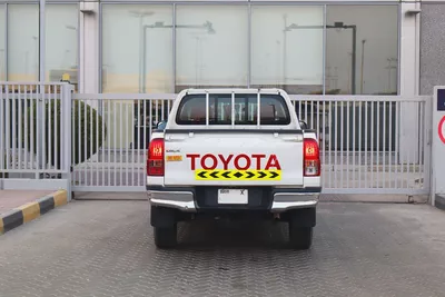 Toyota Hilux Double Cab 4x4 Petrol | 2021 GCC Specs-6