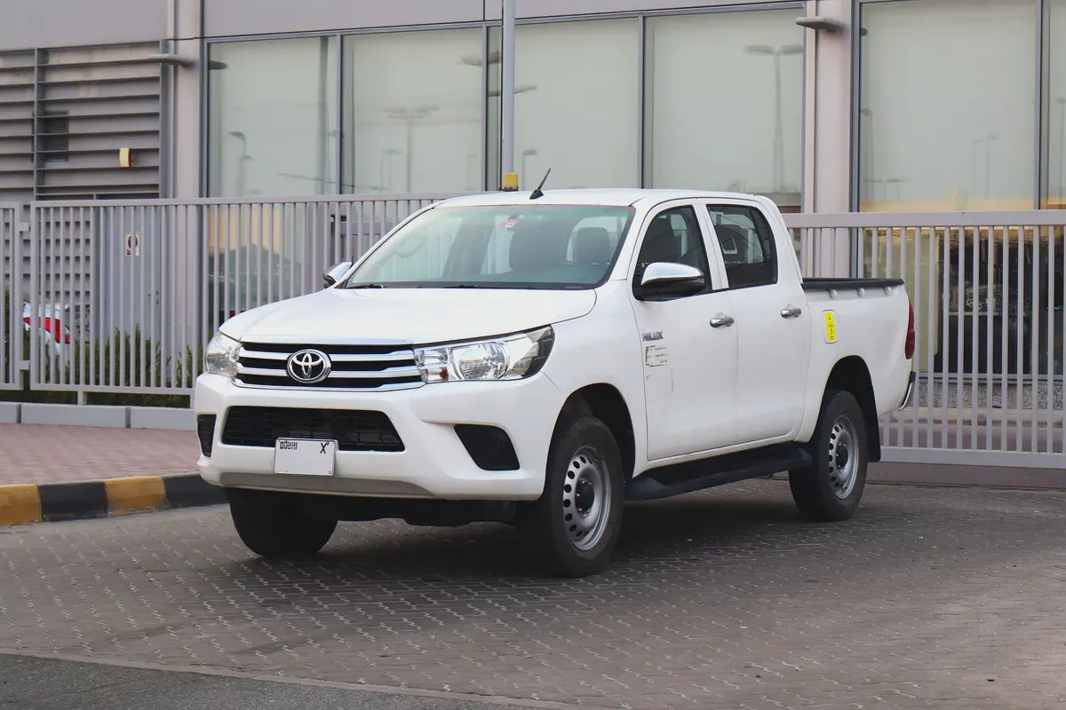Toyota Hilux Double Cab 4x4 Petrol | 2021 GCC Specs-1-1