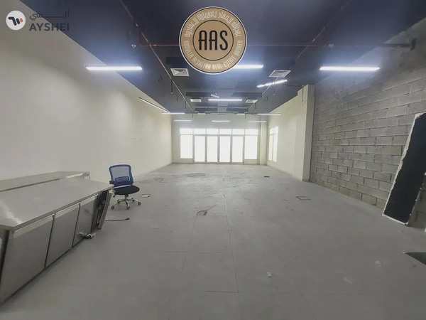 Shop for Rent only 129k 865 sqft with all bills included in dip