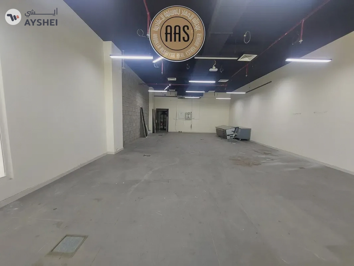 Shop for Rent only 129k 865 sqft with all bills included in dip-3-3