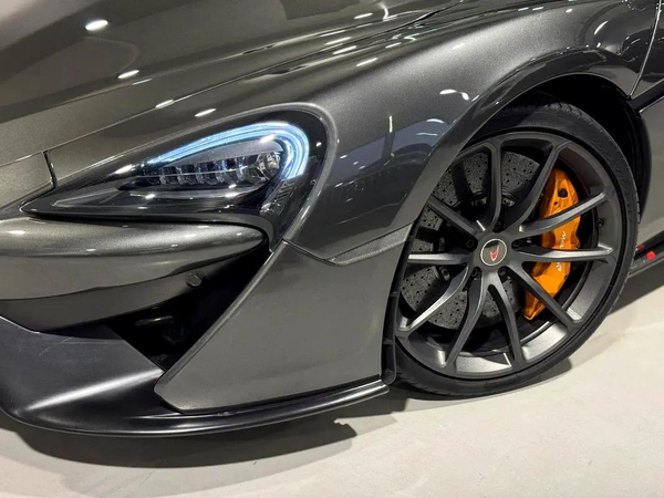 McLaren 570S Spider | 2018 | GCC Specs | Full Option | Low Mileage.