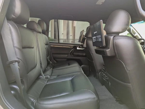 TOYOTA LAND CRUISER 2013 FACELIFTED 2025 WITH INTERIOR AND EXTERIOR GCC V6 4.0L