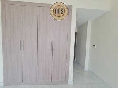 Very Huge Size 1Bhk Close To Park 57k With Full Facilities-9