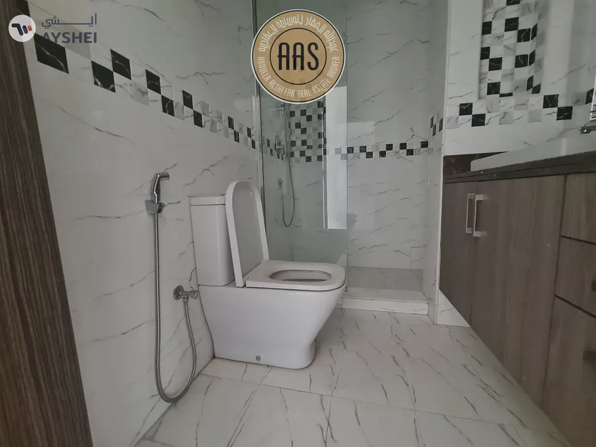 Very Huge Size 1Bhk Close To Park 57k With Full Facilities-10-10