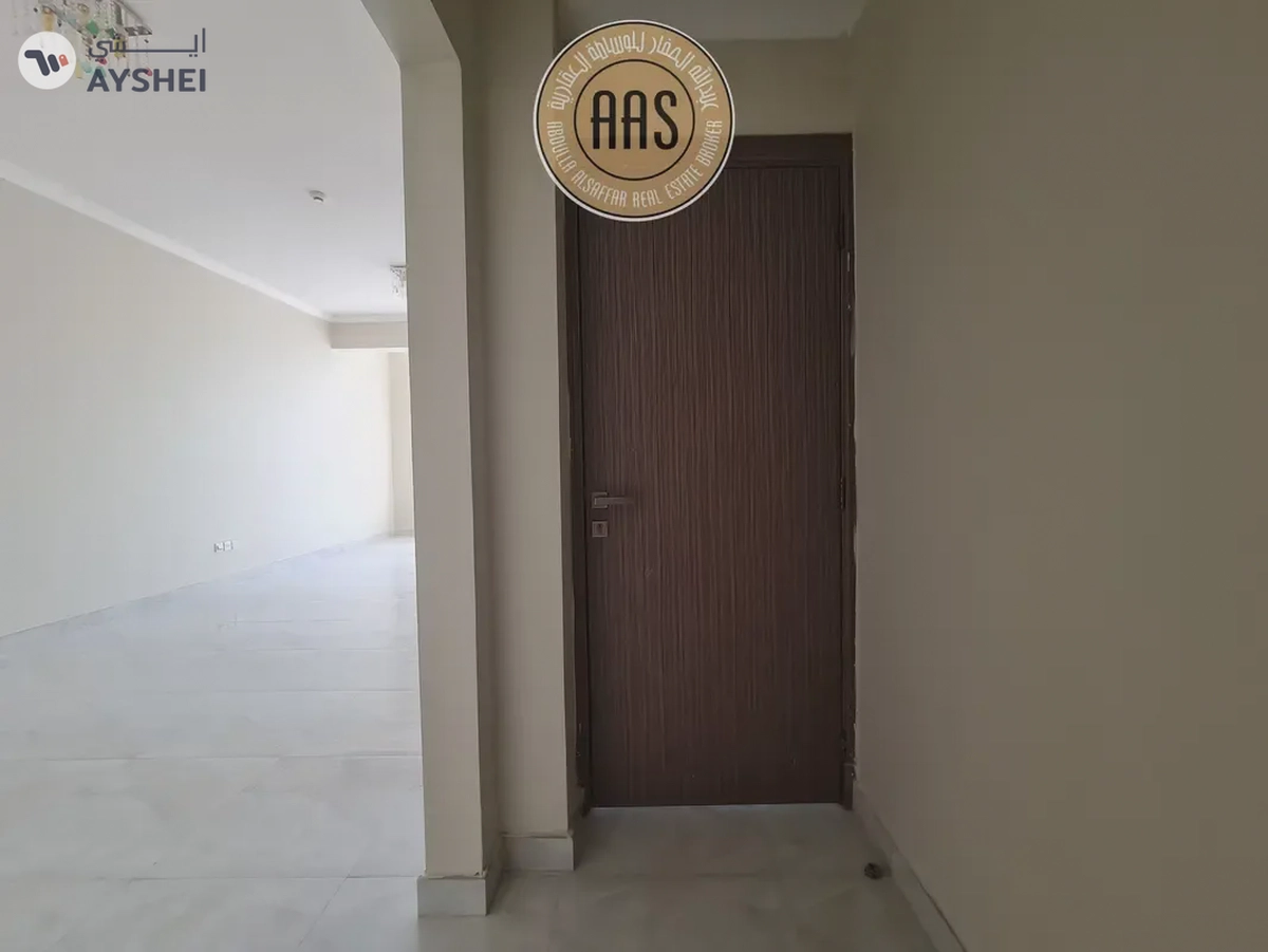 Very Huge Size 1Bhk Close To Park 57k With Full Facilities-11-11