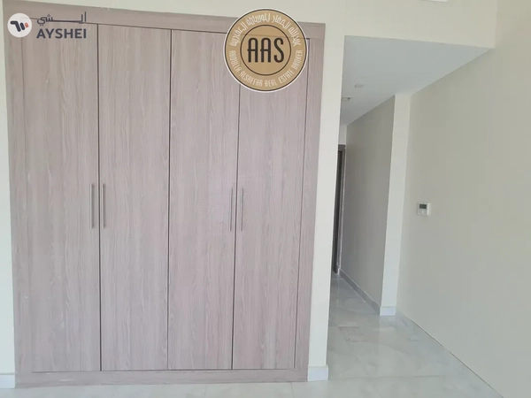 Very Huge Size 1Bhk Close To Park 57k With Full Facilities