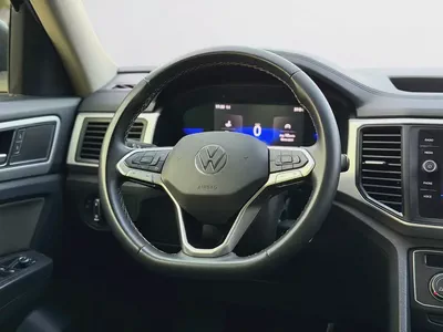 AED 920 P.M | 0% DOWN | VW TERAMONT COMFORTLINE | 7-SEATER | V6 AWD | 2022 GCC-14