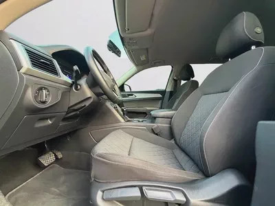 AED 920 P.M | 0% DOWN | VW TERAMONT COMFORTLINE | 7-SEATER | V6 AWD | 2022 GCC-16