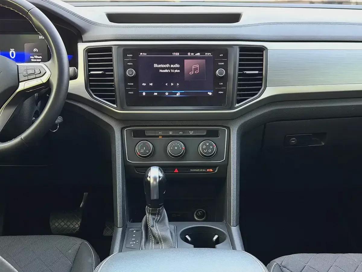AED 920 P.M | 0% DOWN | VW TERAMONT COMFORTLINE | 7-SEATER | V6 AWD | 2022 GCC-13-13