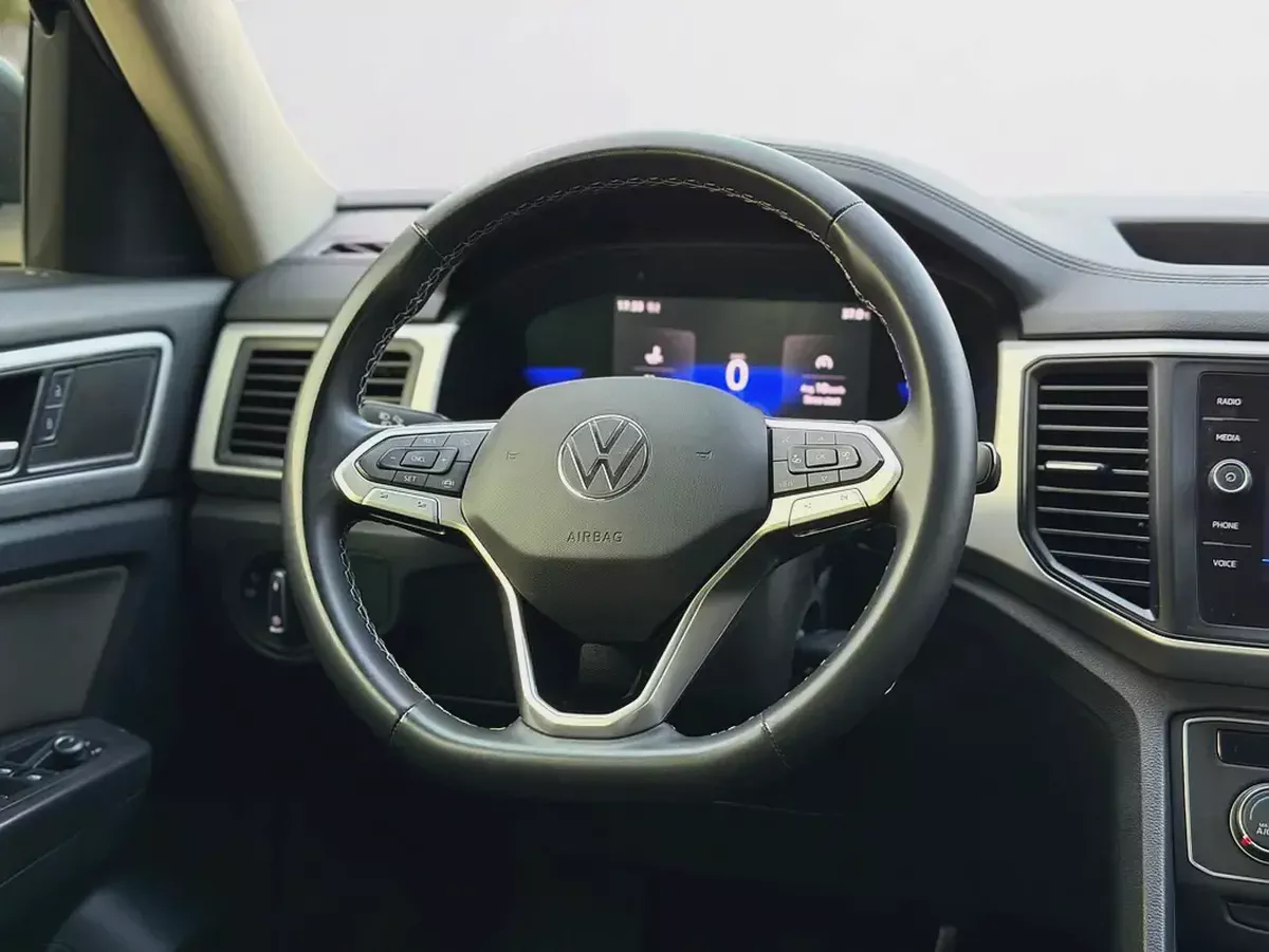AED 920 P.M | 0% DOWN | VW TERAMONT COMFORTLINE | 7-SEATER | V6 AWD | 2022 GCC-14-14