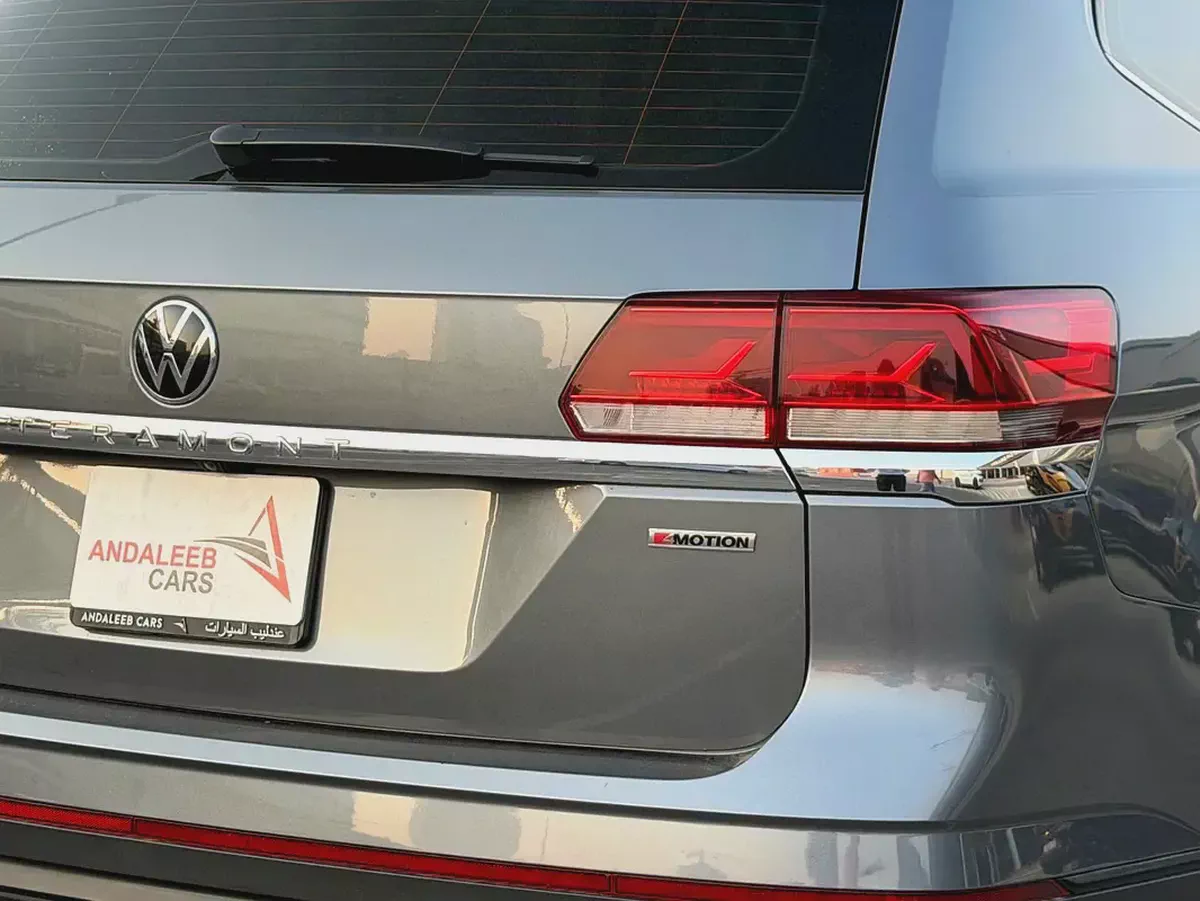 AED 920 P.M | 0% DOWN | VW TERAMONT COMFORTLINE | 7-SEATER | V6 AWD | 2022 GCC-5-5