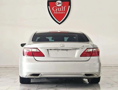 Lexus LS460 4.6L - 8CYL - EXCELLENT CONDITION NO ACCIDENT AMERICAN SPECS CLEAN TITLE-10