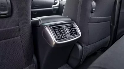 Toyota Hilux SGLX Toyota Hilux Sr5 2.4L Diesel 2024 full option for export only-14