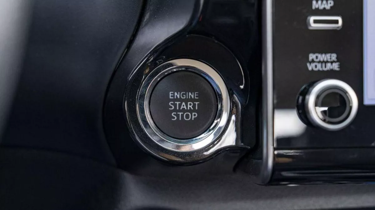 Toyota Hilux SGLX Toyota Hilux Sr5 2.4L Diesel 2024 full option for export only-9-0